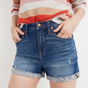 Madewell High Rise Jean Shorts in Glenoaks wash
